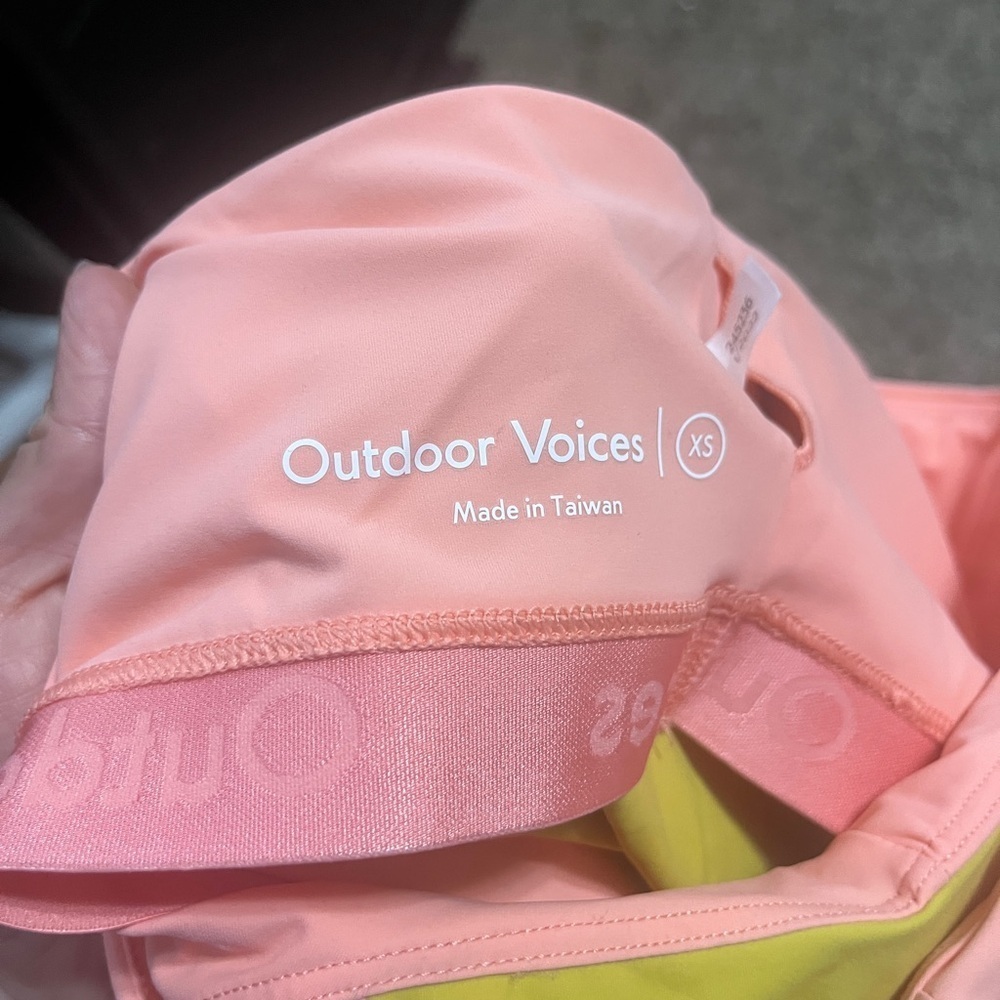 Outdoor voices Colorblock One-Shoulder Dress - Picture 5 of 5